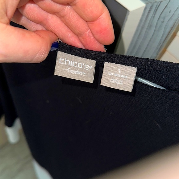 Chico’s travelers color block tunic top w/ asymmetrical hem, excellent condition - Picture 7 of 7